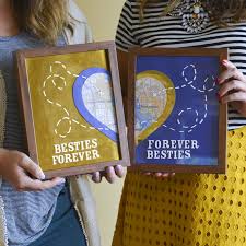 Birthday Present Ideas For Friend Long Distance Friend Frames Going Away Presents Gifts For College Students Best Friend Gifts Friend Crafts Going Away Presents Diy Gifts For Friends