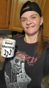 Good morning and Happy Sunday. Winter isvp back, not that ever left but we  got the white stuff of course it rained heavily first then was flash frozen  before the snow was