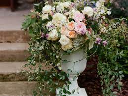 They are typically defined by bright, cheerful flowers in a vast array of pretty pinks, perfect purples and brilliant blues. 18 Seasonal Flowers For Your Summer Wedding