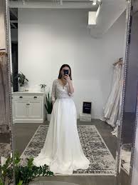 Alannah By Truvelle In 2021 Wedding Dress Sample Sale Wedding Dresses Lace Designer Wedding Dresses