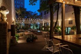 It S Impossible Not To Love This Lush Courtyard Restaurant Hiding In Tennessee Courtyard Restaurant Patios Restaurant Patio