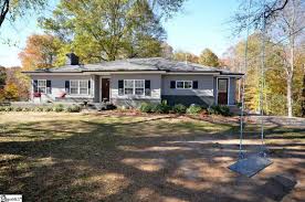 Description For 31 N Old Mill Road Travelers Rest Sc 29690 Single Family Detached Property Travelers Rest Real Real Estate Travelers Rest Outdoor Structures