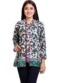 Batik terbaru akan dikombinasikan dengan kain polos agar terlihat lebih modis. 11 Model Baju Batik Modern Wanita Gaya Casual Modis