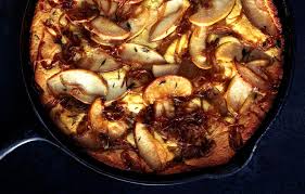 Cornbread With Caramelized Apples And Onions Recipe Recipe Savory Apple Recipes Onion Recipes Recipes