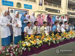 Sudahnya ada kawasan di selangor dan putrajaya langsung tak ada air sekarang ni. Bernama On Twitter 30 Pelajar Dari Smk Putrajaya Presint 8 1 Mendapat Keputusan 10a 11a Dlm Peperiksaan Pt3 Yang Diumumkan Hari Ini Https T Co 4jwf0y1prd