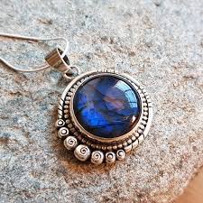 Collier en labradorite