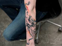 We recently visited him at his studio in nyc, joined by edm duo. Trudylines Traveling Tattoo Artist Thanks For Your Trust Justin And For Giving Me So