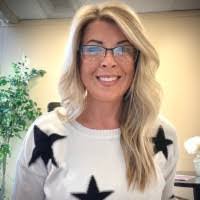 Bonnie Spence's Instagram, Twitter & Facebook