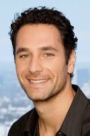 Il film, le cui riprese si sono iniziate nel marzo 2010 in europa tra venezia e parigi , è uscito al cinema il 17 dicembre. Raoul Bova Movies Age Biography