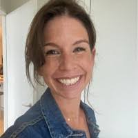 Lisa Vogan's Instagram, Twitter & Facebook