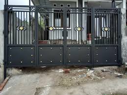 Pintu pagar lipat dorong pagar lipat garasi model pagar lipat minimalis 2019 pagar dorong lipat pintu pagar lipat. Pintu Lipat Elegan Eksterior Modern Desain Furnitur Modern Pintu