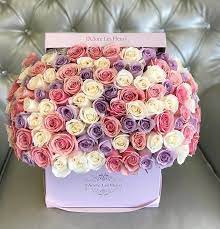 Maybe you would like to learn more about one of these? Signature 100 Multicolor Roses In Square Box Jlf Los Angeles Creative Flower Arrangements Rose Flower Arrangements