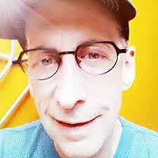 Alfred Bliss's Instagram, Twitter & Facebook