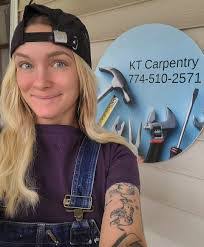 Sherrie Farley's Instagram, Twitter & Facebook