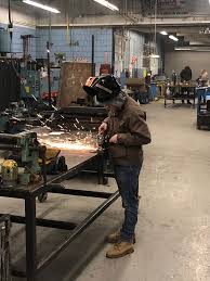 Поставщик металла в belchertown, massachusetts. Welding Training 2020 At Old Colony Regional Vocational Technical High School Southeastern Advanced Manufacturing Consortium Ma Mfg