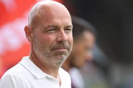 Vanhaezebrouck: “Riemer deed beter dan Hubert”