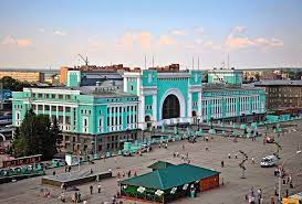 Направления и расписание поездов и электричек, где купить билеты, гостиницы рядом, справочная, как добраться, как доехать из аэропорта. Vokzal Novosibirsk Glavnyj Kontinent Sibir Online