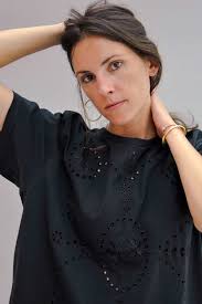 Daisy Embroidered T-shirt