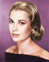 Anita Bott's Instagram, Twitter & Facebook