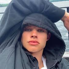 130 Tittian's Curran Walters as "Robin" The Boy Wonder ❤❤❤❤❤ ideas