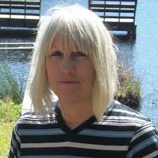 I am looking for anyone that may have women's clothing that they are  wanting to part with. My sister with her big heart surprised me by booking  us