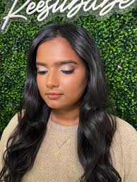 Hello! I am a professional makeup artist based in New Jersey, and I am  looking to enhance my bridal portfolio. I would love to collaborate with  hairstylists