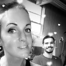 Elizabeth Tinker's Instagram, Twitter & Facebook