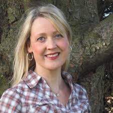 Anne Skinner's Instagram, Twitter & Facebook