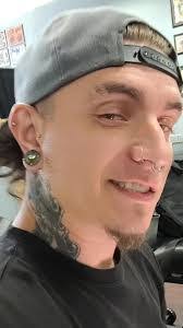 Scott Wakeham's Instagram, Twitter & Facebook