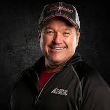 Larry Dahlberg's Instagram, Twitter & Facebook