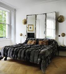 Noir Blanc Un Style Tete De Lit Miroir Amenagement Chambre Decoration Maison