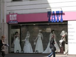Produits sélectionnés pour leur qualité. Tati Mariage Bridal 2 4 Rue Belhomme Barbes Goutte D Or Paris France Phone Number Yelp