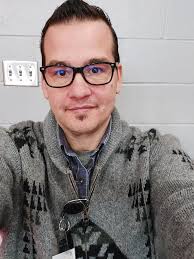 Good condition in protective sleeve THE WORER GREATEST CoMRE мАБЛеНЕ! 154  91 Fantastic WWWW.COTO 10 ENSLAVED! ENSL AVED! The THING Four MARVEL OMIC  .وو OMICE AGAZINE! APPROVED COMICS ic сеРЕ A $7500 ur