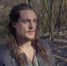 Alexander Dreymon aka Uhtred Play this picture as puzzle:  https://www.jigsawplanet.com/?rc=play&pid=1af07003faca