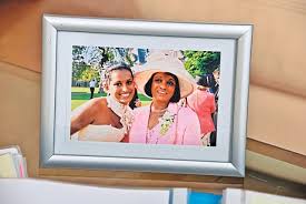 Her husband's name is james haggar. My Haven Naga Munchetty The Strictly Star And Bbc Breakfast Host 41 In The Living Room At Her Hertfordshire Home Daily Mail Online