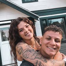 What are everyone's vehicle CB radio setups and locations?