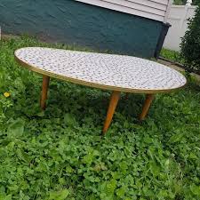 Mid Century Modern Kidney Shaped Coffee Table With Small Mosaic Tiles Coffee Table Tiled Coffee Table Modern Mosaic Tile