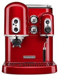 The stainless steel blades have a precise, yet gentle grinding motion that will produce aroma rich grounds. Kitchenaid Craft Coffee Line Brings The Coffeeshop Experience Into Home Kitchens
