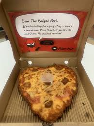 Find below customer service details of pizza hut restaurant in malaysia, including phone and address. Pizza Hut Malaysia Sent Pizza Hearts With Love Notes To Their Rivals For Valentines Day Trp