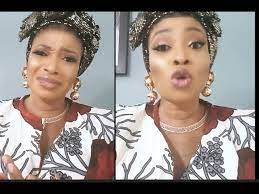 Lizzy anjorin biography lizzy anjorin was born on april 4th in lagos, and though popularly known as lizzy anjorin in nollywood, she was born elizabeth anjorin, she is a famous actress, producer, director and entrepreneur known for her roles in the yoruba movies. I Stared Business At The Age Of 7 Year Old Actress Lizzy Anjorin Shocking Story Will Melt Ur Heart Youtube