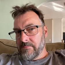 Russell Poe's Instagram, Twitter & Facebook