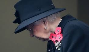 The day before princess diana's funeral, queen elizabeth ii and prince philip arrived in london for the service. Queen Bowed In Major Protocol Break In Desperate Bid To Save Royal Family From Collapse Royal News Express Co Uk
