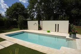 piscine beton caron escalierexterieur poolhouse detente en 2019 piscine piscine rectangulaire et piscine beton