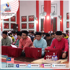 Rakyat malaysia bakal merayakan sambutan hari kebangsaan atau hari kemerdekaan pada tarikh 31 ogos setiap tahun. Merdeka360 Twitter àªªàª° Sekitar Majlis Zikir Asmaul Husna Doa Sayangi Malaysiaku Berlangsung Di Masjid Cina Krubong Melaka Majlis Turut Dihadiri Yang Di Pertua Negeri Tun Dr Mohd Khalil Yaakob Ketua Menteri Melaka