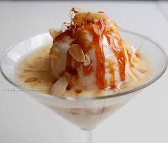 Voici ma version simplifiée de l'île flottante qui est malgré tout un vrai délice : L Ile Flottante Une Recette Succulente Blog Cuisine Et Gastronomie