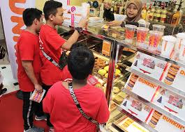 Dunkin' donuts were certified halal by the malaysian islamic development department. Dunkin Treated Orphancare Children With Visit To Donut Factory In Csr Programme