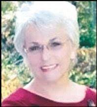 Lorraine Goodrich's Instagram, Twitter & Facebook