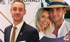 Mollie king and stuart broad announced their engagement on new year's day and now the saturdays star has heavily hinted at big wedding plans. Mollie King Gushes She S So Proud Of Her Cricketer Boyfriend Stuart Broad In Rare Post Daily Mail Online