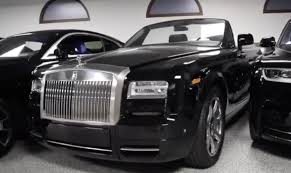 1 269 133 tykkäystä · 1 068 puhuu tästä. Floyd Mayweather Splashes Out On Nine Cars Worth 700k Including 29th Rolls Royce For Himself Daily Star