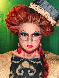 ✨It's a Drag Queen Christmas at Munchies 719✨